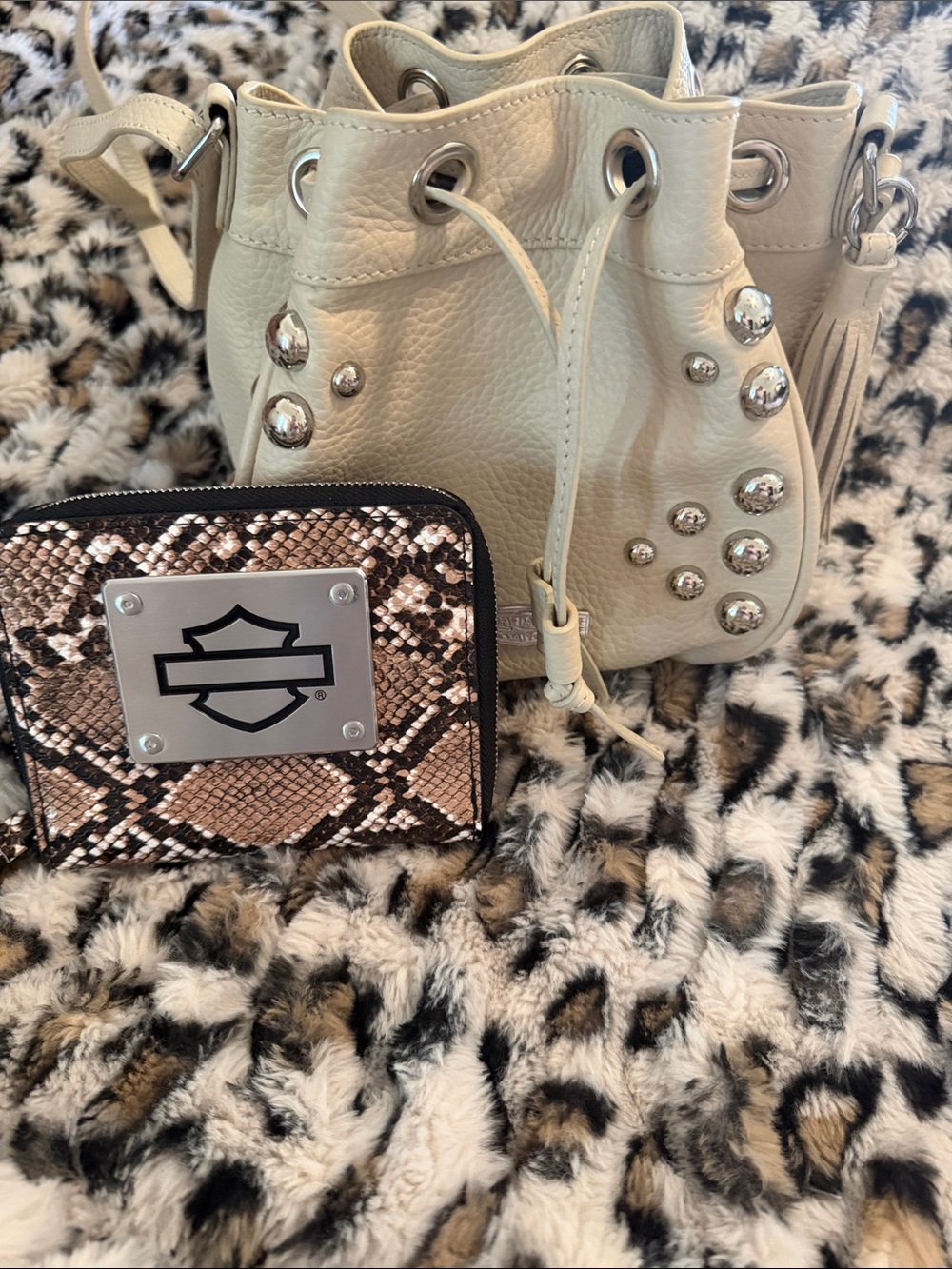 Harley-Davidson Cream Leather Studded Drawstring Crossbody with matching wallet